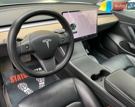 Білий Тесла Модель 3, об'ємом двигуна 0 л та пробігом 65 тис. км за 19700 $, фото 12 на Automoto.ua