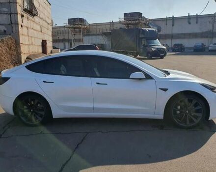 Белый Тесла Модель 3, объемом двигателя 0 л и пробегом 60 тыс. км за 17200 $, фото 4 на Automoto.ua