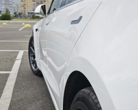 Белый Тесла Модель 3, объемом двигателя 0 л и пробегом 112 тыс. км за 24300 $, фото 9 на Automoto.ua