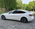 Белый Тесла Модель 3, объемом двигателя 0 л и пробегом 52 тыс. км за 16500 $, фото 4 на Automoto.ua