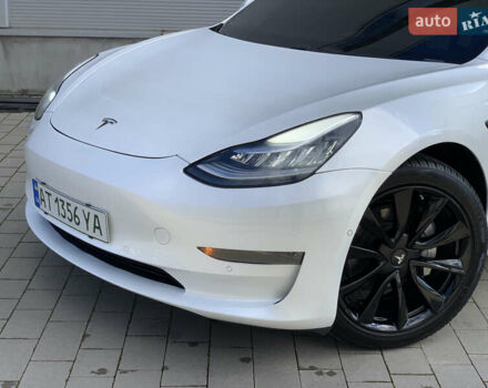 Тесла Модель 3 2020 у Івано-Франківську на Automoto.ua Білий Тесла Модель 3, об'ємом двигуна 0 л та пробігом 145 тис. км за 14850 $, фото 50 на Automoto.ua