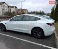 Білий Тесла Модель 3, об'ємом двигуна 0 л та пробігом 112 тис. км за 18500 $, фото 4 на Automoto.ua