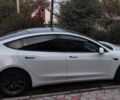 Белый Тесла Модель 3, объемом двигателя 0 л и пробегом 50 тыс. км за 21800 $, фото 2 на Automoto.ua