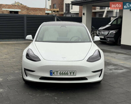 Білий Тесла Модель 3, об'ємом двигуна 0 л та пробігом 75 тис. км за 19900 $, фото 7 на Automoto.ua