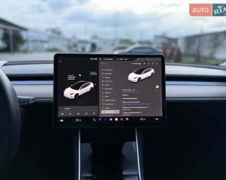 Білий Тесла Модель 3, об'ємом двигуна 0 л та пробігом 84 тис. км за 20500 $, фото 10 на Automoto.ua