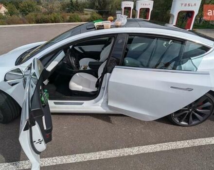 Белый Тесла Модель 3, объемом двигателя 0 л и пробегом 133 тыс. км за 17399 $, фото 8 на Automoto.ua