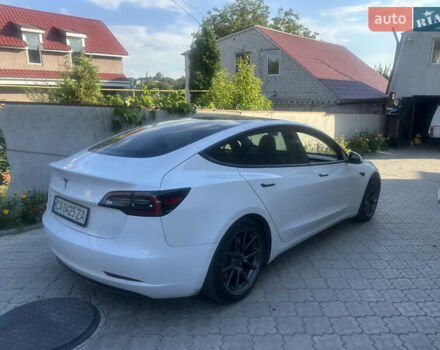 Белый Тесла Модель 3, объемом двигателя 0 л и пробегом 85 тыс. км за 19999 $, фото 5 на Automoto.ua