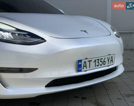 Тесла Модель 3 2020 у Івано-Франківську на Automoto.ua Білий Тесла Модель 3, об'ємом двигуна 0 л та пробігом 145 тис. км за 14850 $, фото 28 на Automoto.ua