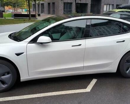 Білий Тесла Модель 3, об'ємом двигуна 0 л та пробігом 55 тис. км за 23800 $, фото 1 на Automoto.ua