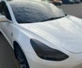 Білий Тесла Модель 3, об'ємом двигуна 0 л та пробігом 59 тис. км за 17500 $, фото 19 на Automoto.ua