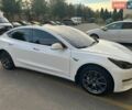 Білий Тесла Модель 3, об'ємом двигуна 0 л та пробігом 59 тис. км за 17500 $, фото 17 на Automoto.ua