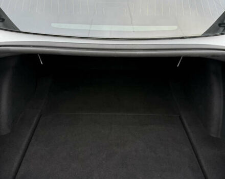 Білий Тесла Модель 3, об'ємом двигуна 0 л та пробігом 107 тис. км за 13800 $, фото 17 на Automoto.ua