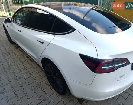 Белый Тесла Модель 3, объемом двигателя 0 л и пробегом 138 тыс. км за 17000 $, фото 3 на Automoto.ua