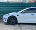 Белый Тесла Модель 3, объемом двигателя 0 л и пробегом 90 тыс. км за 18999 $, фото 11 на Automoto.ua