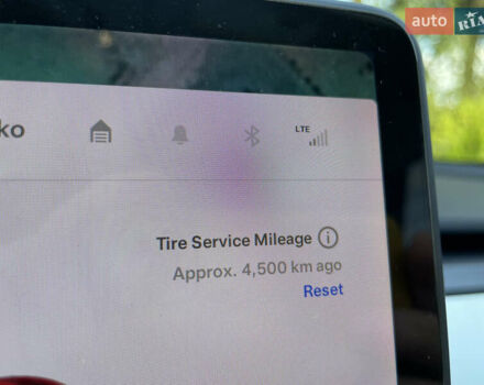 Білий Тесла Модель 3, об'ємом двигуна 0 л та пробігом 79 тис. км за 20500 $, фото 18 на Automoto.ua