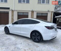 Белый Тесла Модель 3, объемом двигателя 0 л и пробегом 101 тыс. км за 14800 $, фото 7 на Automoto.ua
