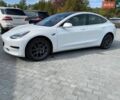 Білий Тесла Модель 3, об'ємом двигуна 0 л та пробігом 182 тис. км за 15900 $, фото 3 на Automoto.ua