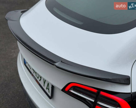 Белый Тесла Модель 3, объемом двигателя 0 л и пробегом 105 тыс. км за 14999 $, фото 9 на Automoto.ua