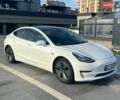 Белый Тесла Модель 3, объемом двигателя 0 л и пробегом 106 тыс. км за 17300 $, фото 1 на Automoto.ua