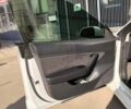 Белый Тесла Модель 3, объемом двигателя 0 л и пробегом 85 тыс. км за 16000 $, фото 29 на Automoto.ua