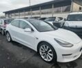 Белый Тесла Модель 3, объемом двигателя 0 л и пробегом 350 тыс. км за 11500 $, фото 1 на Automoto.ua