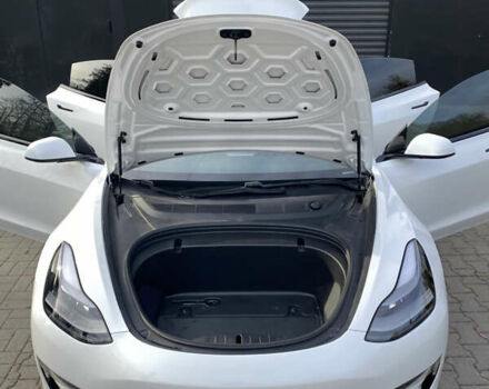 Білий Тесла Модель 3, об'ємом двигуна 0 л та пробігом 83 тис. км за 22000 $, фото 15 на Automoto.ua