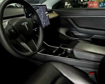 Білий Тесла Модель 3, об'ємом двигуна 0 л та пробігом 218 тис. км за 18499 $, фото 10 на Automoto.ua