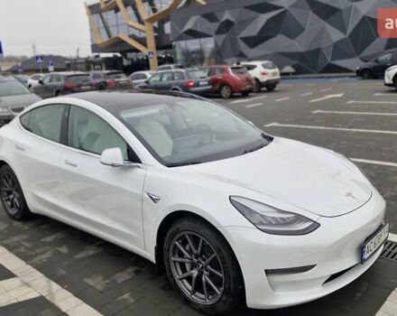 Белый Тесла Модель 3, объемом двигателя 0 л и пробегом 93 тыс. км за 16800 $, фото 1 на Automoto.ua