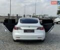 Белый Тесла Модель 3, объемом двигателя 0 л и пробегом 130 тыс. км за 17950 $, фото 38 на Automoto.ua