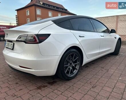 Белый Тесла Модель 3, объемом двигателя 0 л и пробегом 206 тыс. км за 16900 $, фото 10 на Automoto.ua