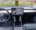 Білий Тесла Модель 3, об'ємом двигуна 0 л та пробігом 112 тис. км за 18500 $, фото 19 на Automoto.ua