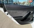 Білий Тесла Модель 3, об'ємом двигуна 0 л та пробігом 162 тис. км за 17540 $, фото 12 на Automoto.ua