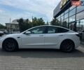 Білий Тесла Модель 3, об'ємом двигуна 0 л та пробігом 103 тис. км за 20300 $, фото 3 на Automoto.ua