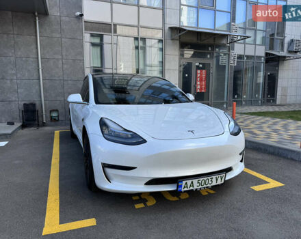 Білий Тесла Модель 3, об'ємом двигуна 0 л та пробігом 63 тис. км за 21000 $, фото 9 на Automoto.ua