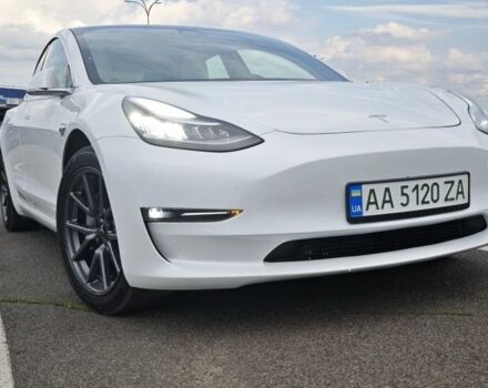Белый Тесла Модель 3, объемом двигателя 0 л и пробегом 112 тыс. км за 24300 $, фото 3 на Automoto.ua