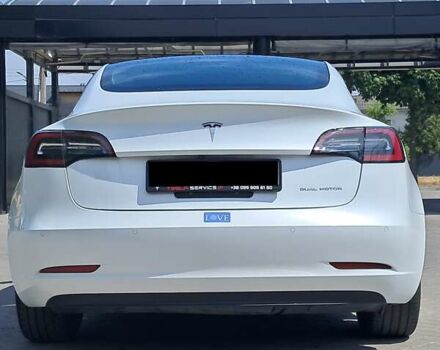 Белый Тесла Модель 3, объемом двигателя 0 л и пробегом 105 тыс. км за 20450 $, фото 30 на Automoto.ua