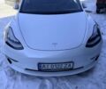 Білий Тесла Модель 3, об'ємом двигуна 0 л та пробігом 140 тис. км за 15000 $, фото 1 на Automoto.ua
