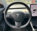 Білий Тесла Модель 3, об'ємом двигуна 0 л та пробігом 57 тис. км за 18650 $, фото 31 на Automoto.ua