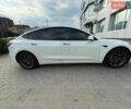 Білий Тесла Модель 3, об'ємом двигуна 0 л та пробігом 122 тис. км за 18500 $, фото 1 на Automoto.ua