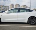 Тесла Модель 3 2020 в Киеве на Automoto.ua Белый Тесла Модель 3, объемом двигателя 0 л и пробегом 112 тыс. км за 25900 $, фото 10 на Automoto.ua