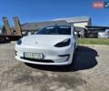 Білий Тесла Модель 3, об'ємом двигуна 0 л та пробігом 160 тис. км за 18499 $, фото 3 на Automoto.ua