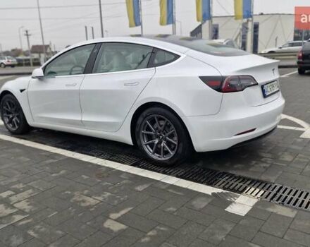 Белый Тесла Модель 3, объемом двигателя 0 л и пробегом 93 тыс. км за 16800 $, фото 9 на Automoto.ua