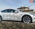 Белый Тесла Модель 3, объемом двигателя 0 л и пробегом 47 тыс. км за 18750 $, фото 2 на Automoto.ua