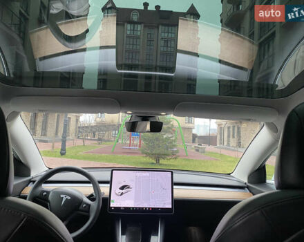 Белый Тесла Модель 3, объемом двигателя 0 л и пробегом 155 тыс. км за 21500 $, фото 23 на Automoto.ua