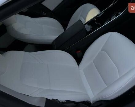 Білий Тесла Модель 3, об'ємом двигуна 0 л та пробігом 160 тис. км за 16000 $, фото 27 на Automoto.ua