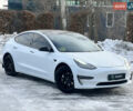 Белый Тесла Модель 3, объемом двигателя 0 л и пробегом 90 тыс. км за 19999 $, фото 1 на Automoto.ua