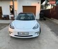 Білий Тесла Модель 3, об'ємом двигуна 0 л та пробігом 117 тис. км за 20300 $, фото 31 на Automoto.ua