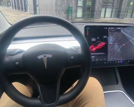 Білий Тесла Модель 3, об'ємом двигуна 0 л та пробігом 55 тис. км за 23800 $, фото 3 на Automoto.ua
