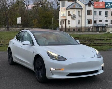 Тесла Модель 3 2020 у Стрые на Automoto.ua Білий Тесла Модель 3, об'ємом двигуна 0 л та пробігом 101 тис. км за 15990 $, фото 3 на Automoto.ua