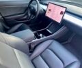 Білий Тесла Модель 3, об'ємом двигуна 0 л та пробігом 74 тис. км за 31500 $, фото 5 на Automoto.ua